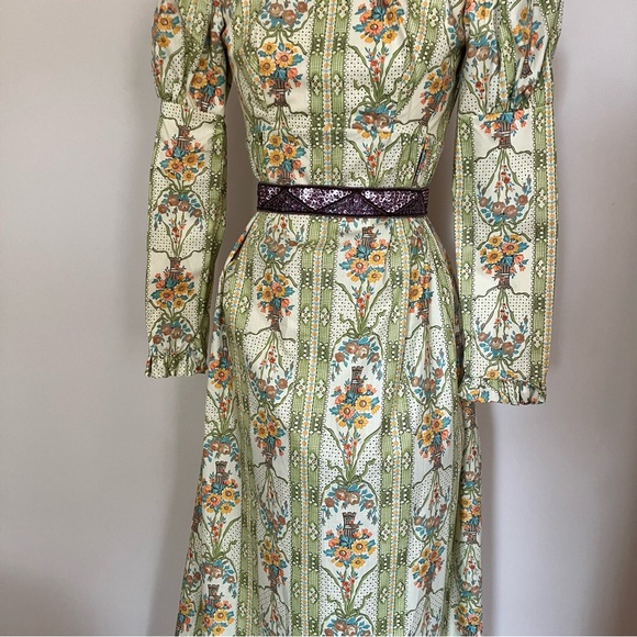 Vintage 1960s Regency-Style Dress - Picture 2 of 10